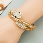 bracelet serpent or blanc femme portee