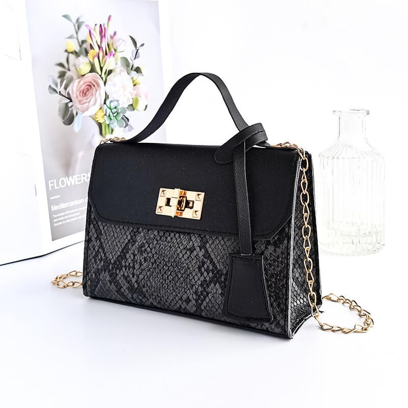 Sac De Soirée Noir – Fausse Peau De Serpent – Strass, Fermoir Argent, Chaîne